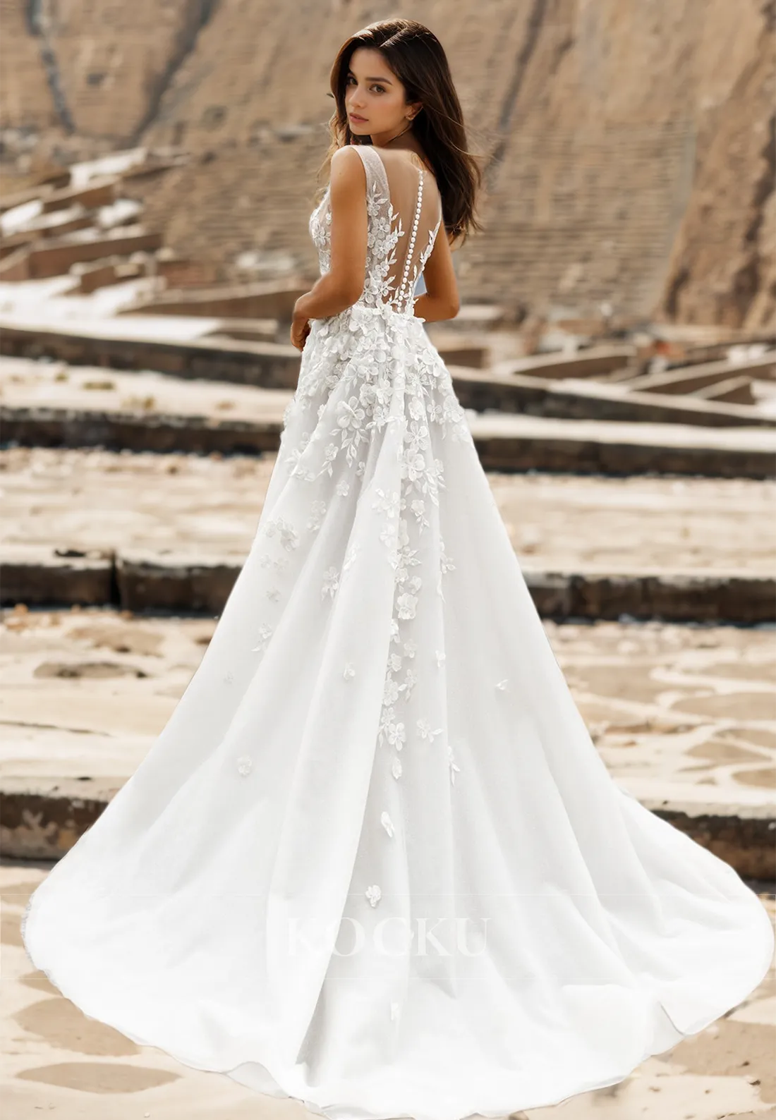 A-Line Straps V-Neck Sleeveless Sweep Train Pleated Tulle Wedding Dress with Appliques Bridal Dress