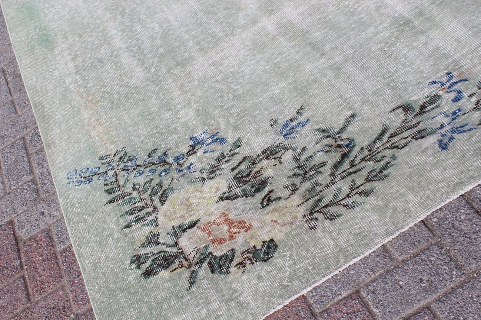 Chloe 62" x 99", #138