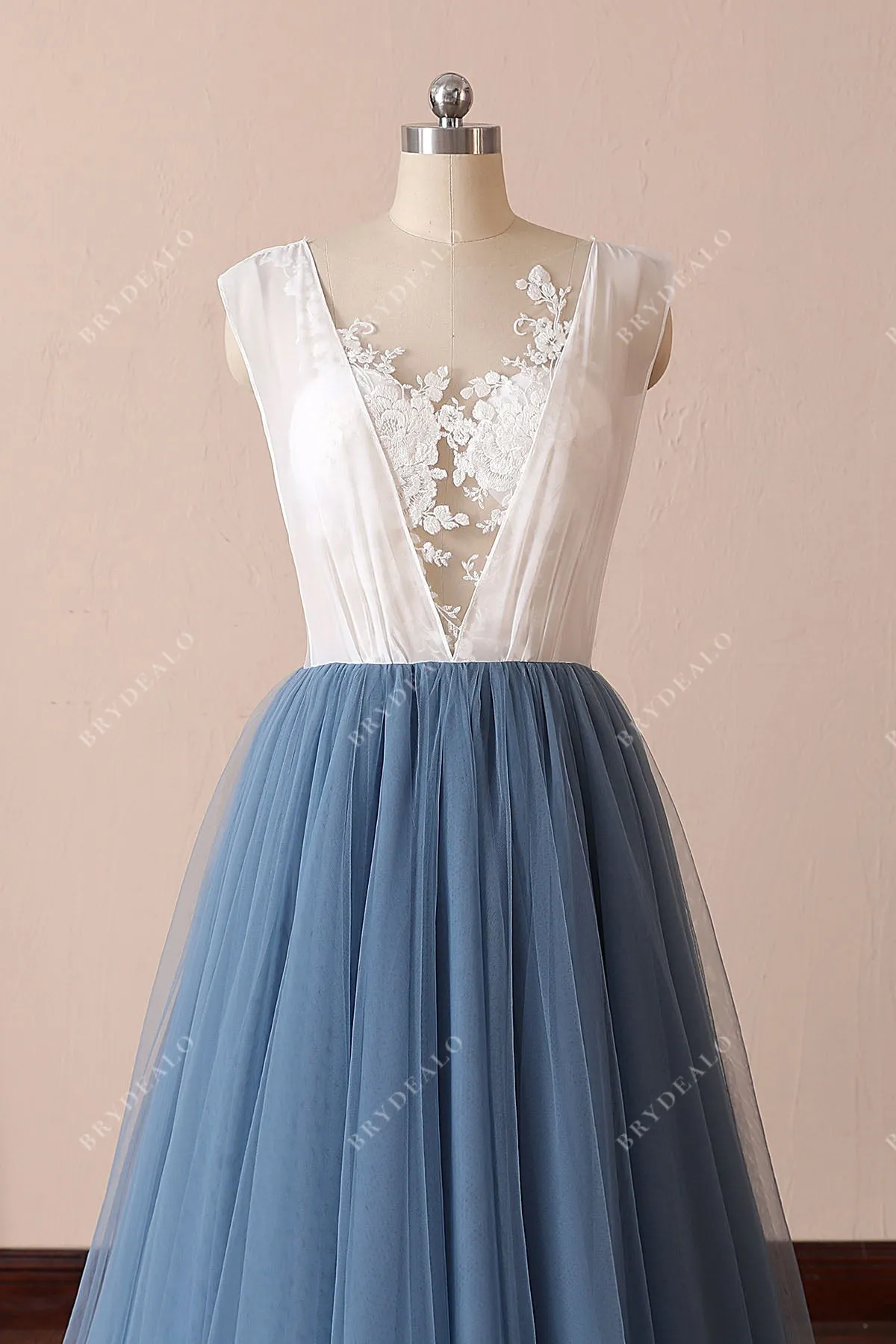 Classy Two-tone Illusion Lace Tulle Destination Wedding Dress