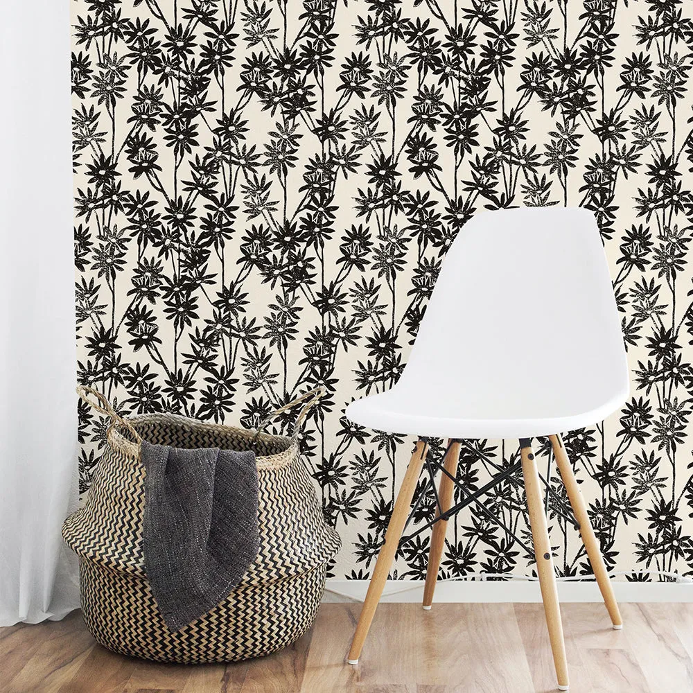 Daisy Bloom Peel and Stick Wallpaper By Novogratz
