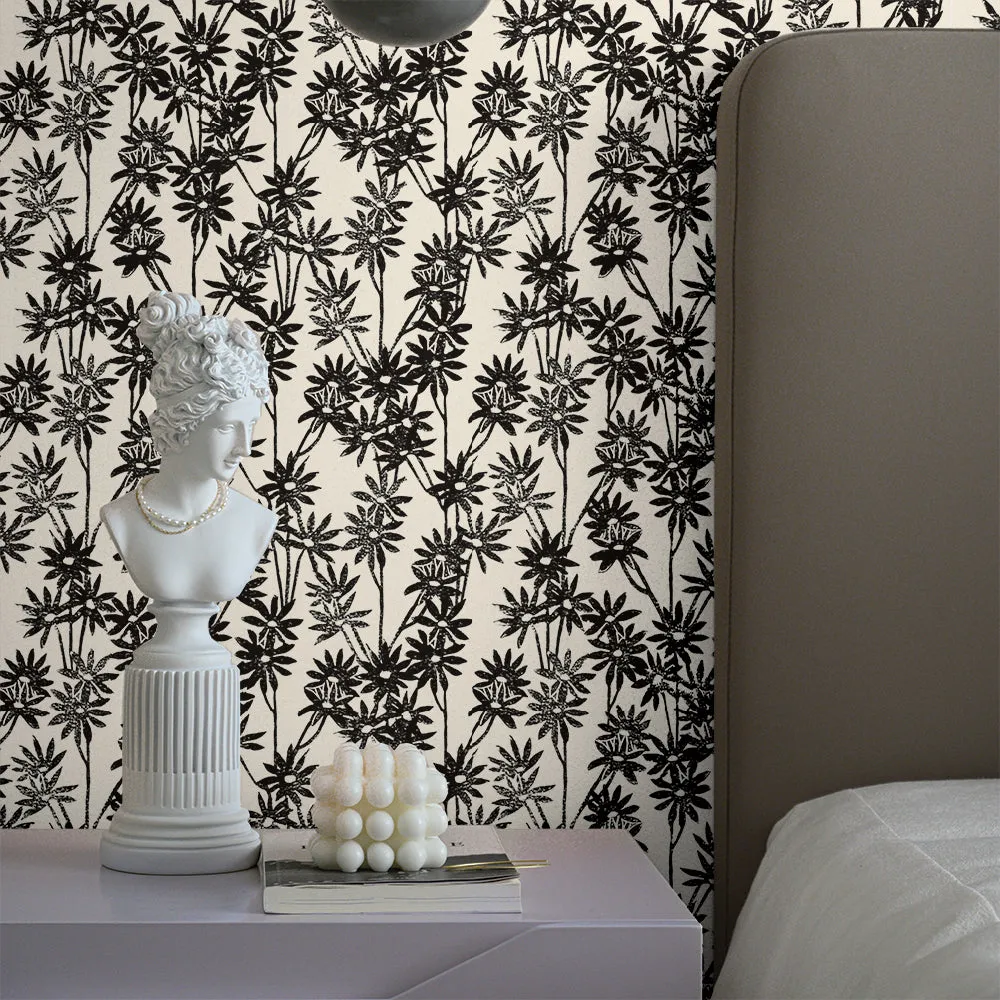 Daisy Bloom Peel and Stick Wallpaper By Novogratz
