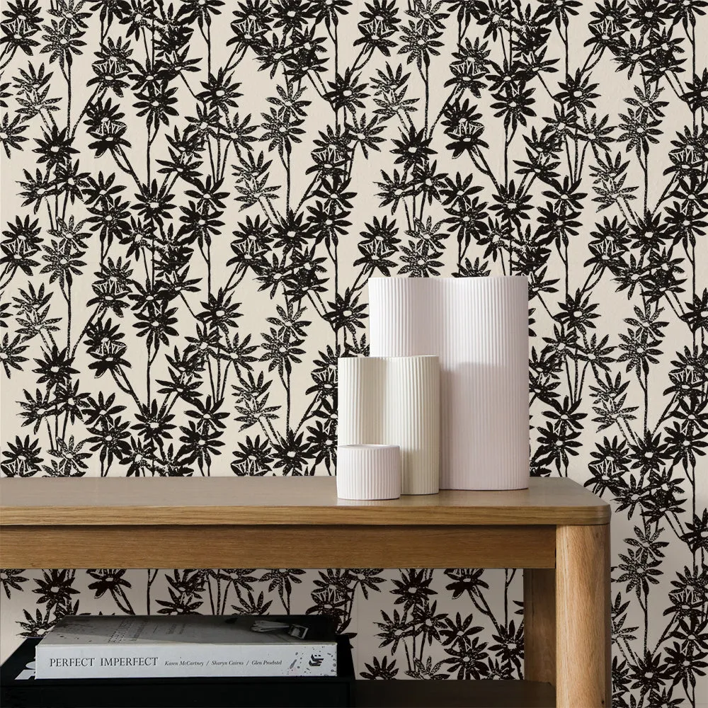 Daisy Bloom Peel and Stick Wallpaper By Novogratz