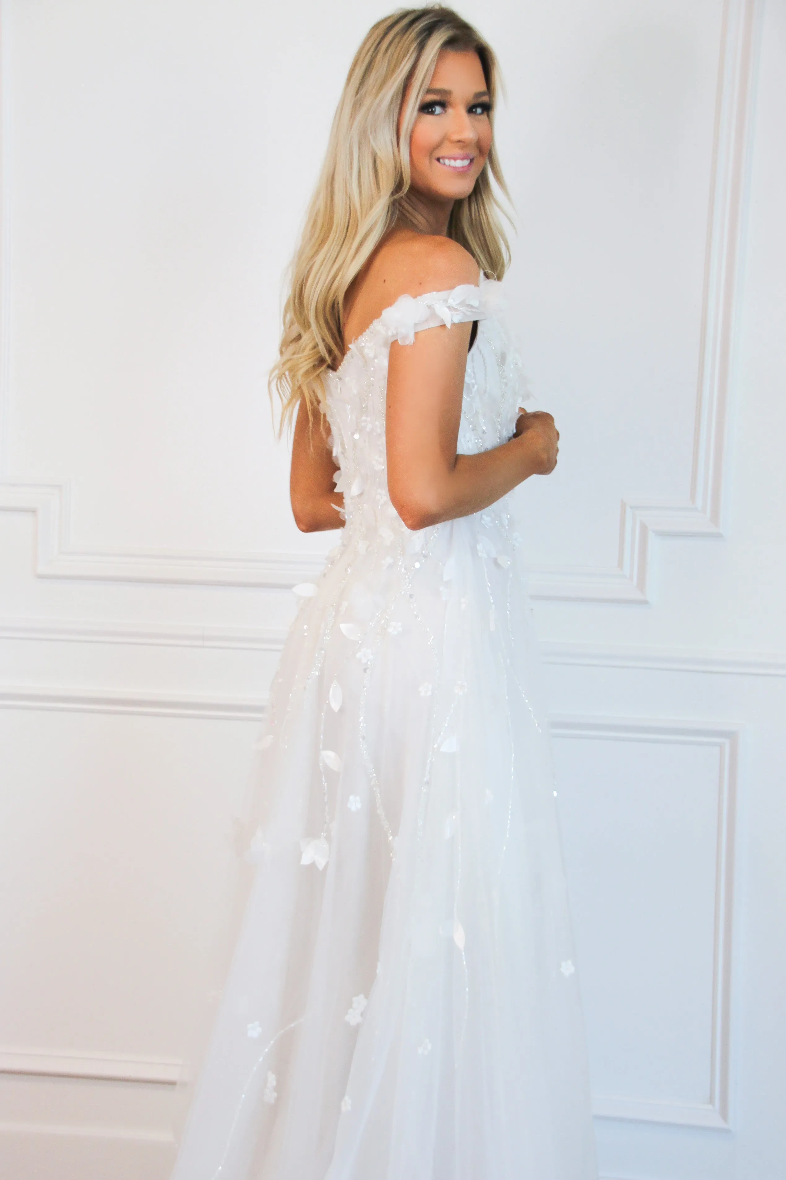 Hanna Off Shoulder Floral Applique Slit Wedding Dress: Off White