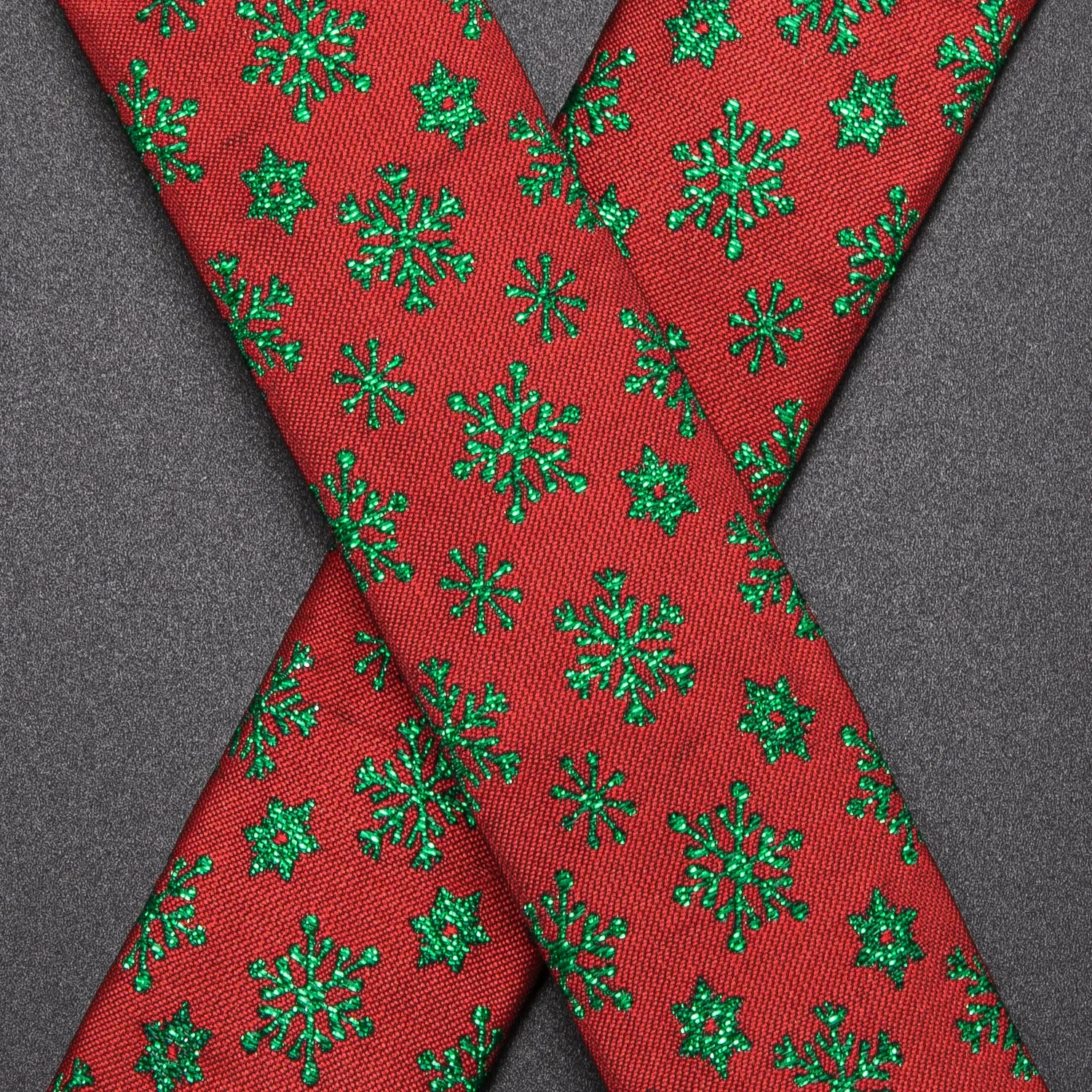 Hi-Tie Red Green Christmas Necktie Suspender Bowtie Hanky Cufflink Set