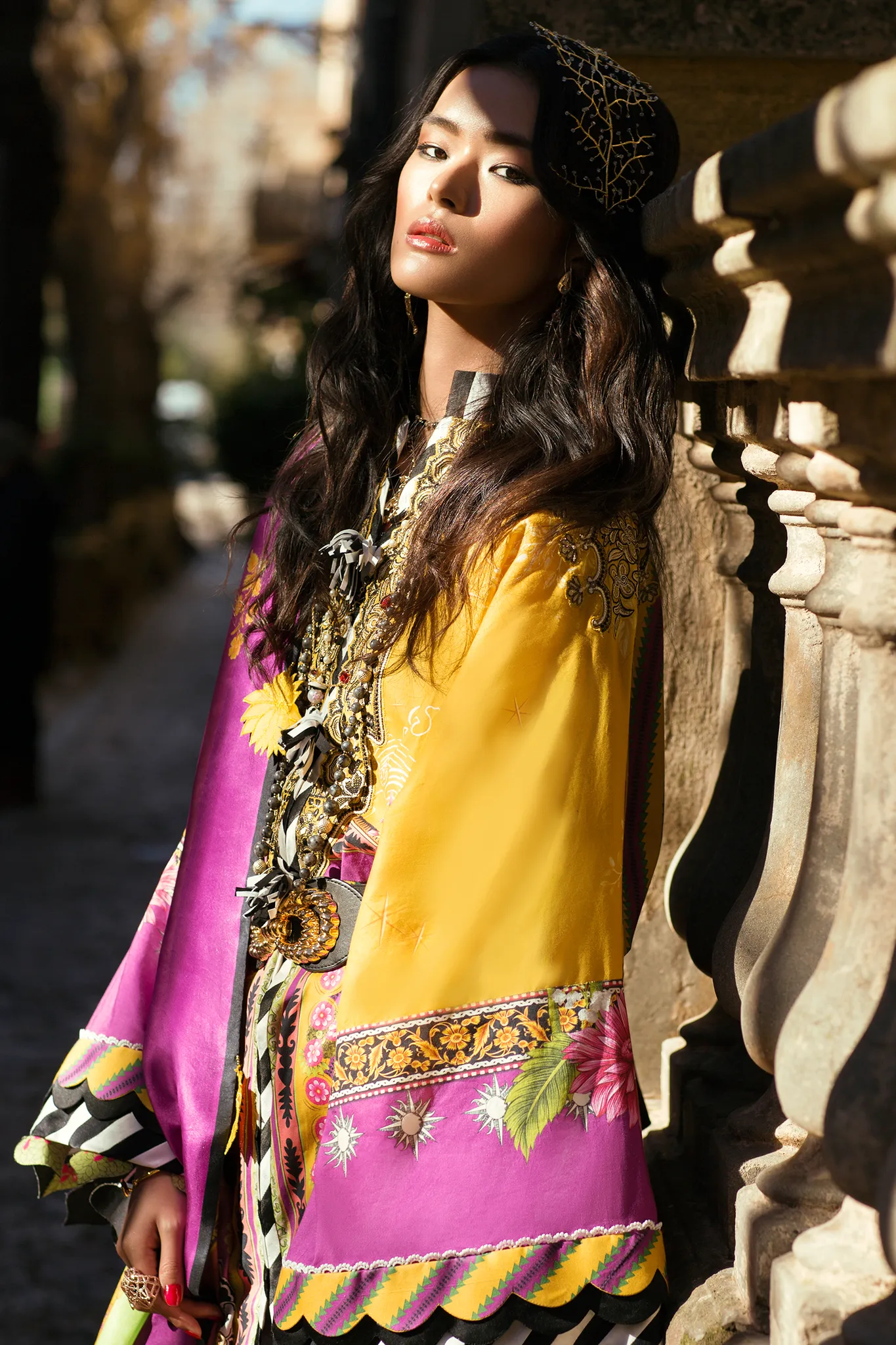 Élan Luxury Lawn Collection 2019 – EL-09 B (VIVIR)