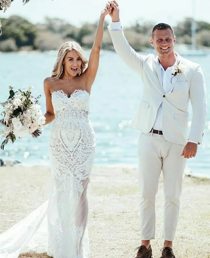 Mermaid Strapless Lace Wedding Dress With Champel Train