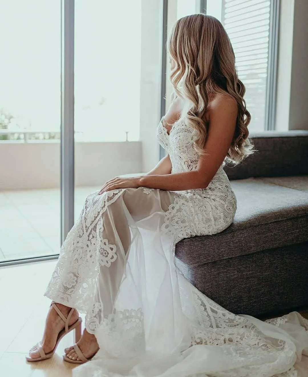 Mermaid Strapless Lace Wedding Dress With Champel Train