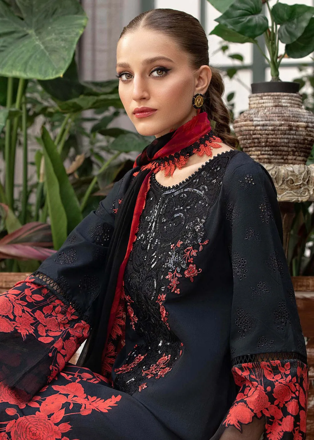 Printed Lawn Suit - Maria B - M.Prints Eid Collection 2023 - MPT-1809-B