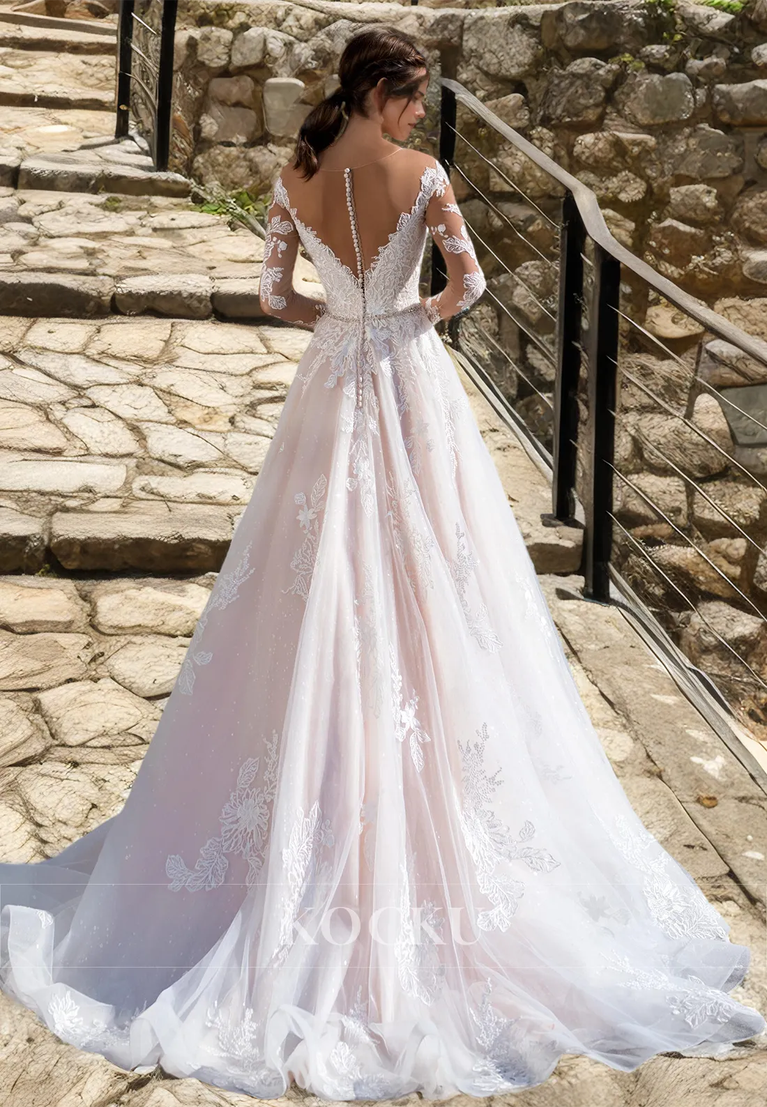 Scoop Neck Long Sleeves A-Line Train Pleats Appliques Lace Wedding Dress with Beads Bridal Gowns