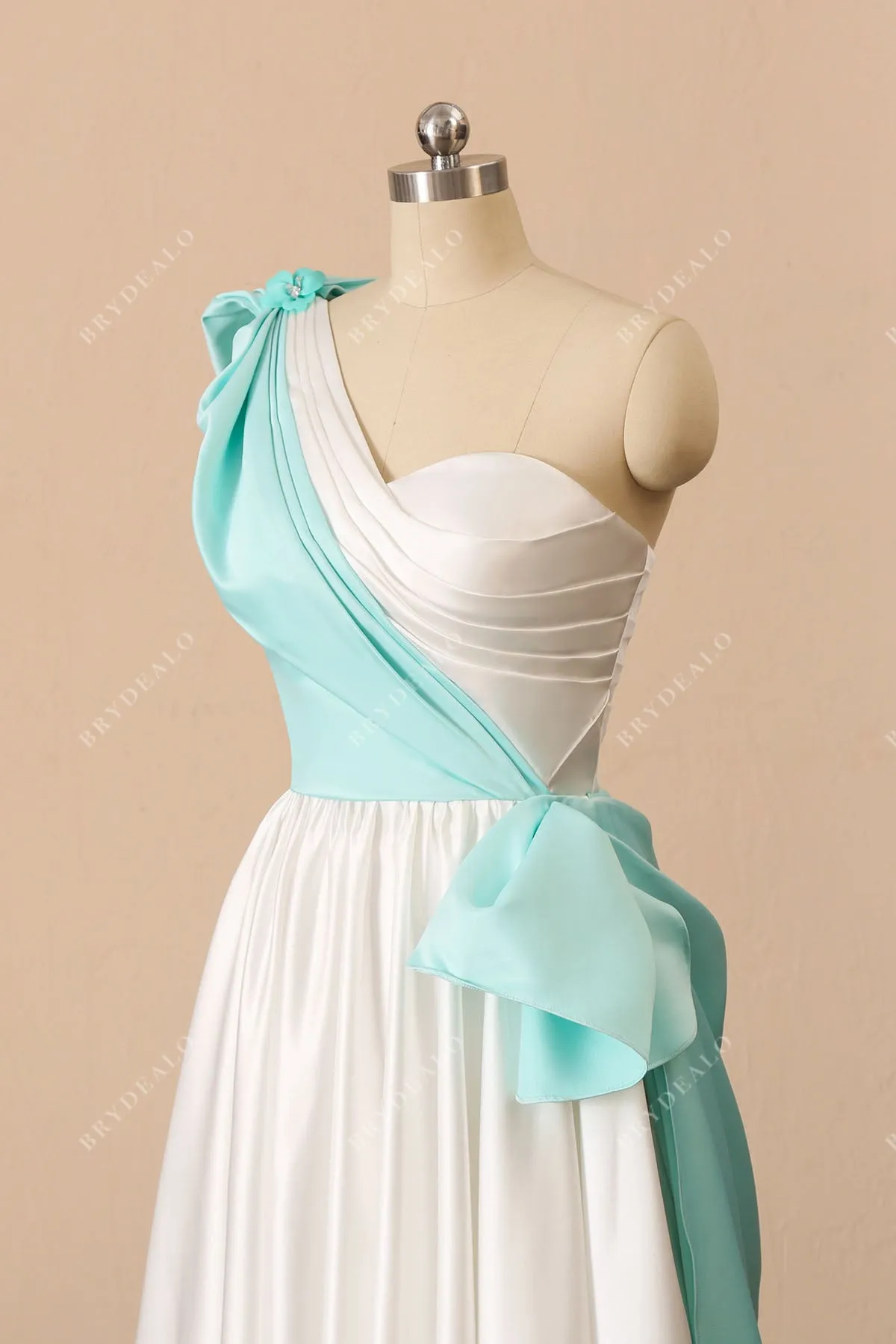 Unique Two-tone One Shoulder Ruched Designer Wedding Dress