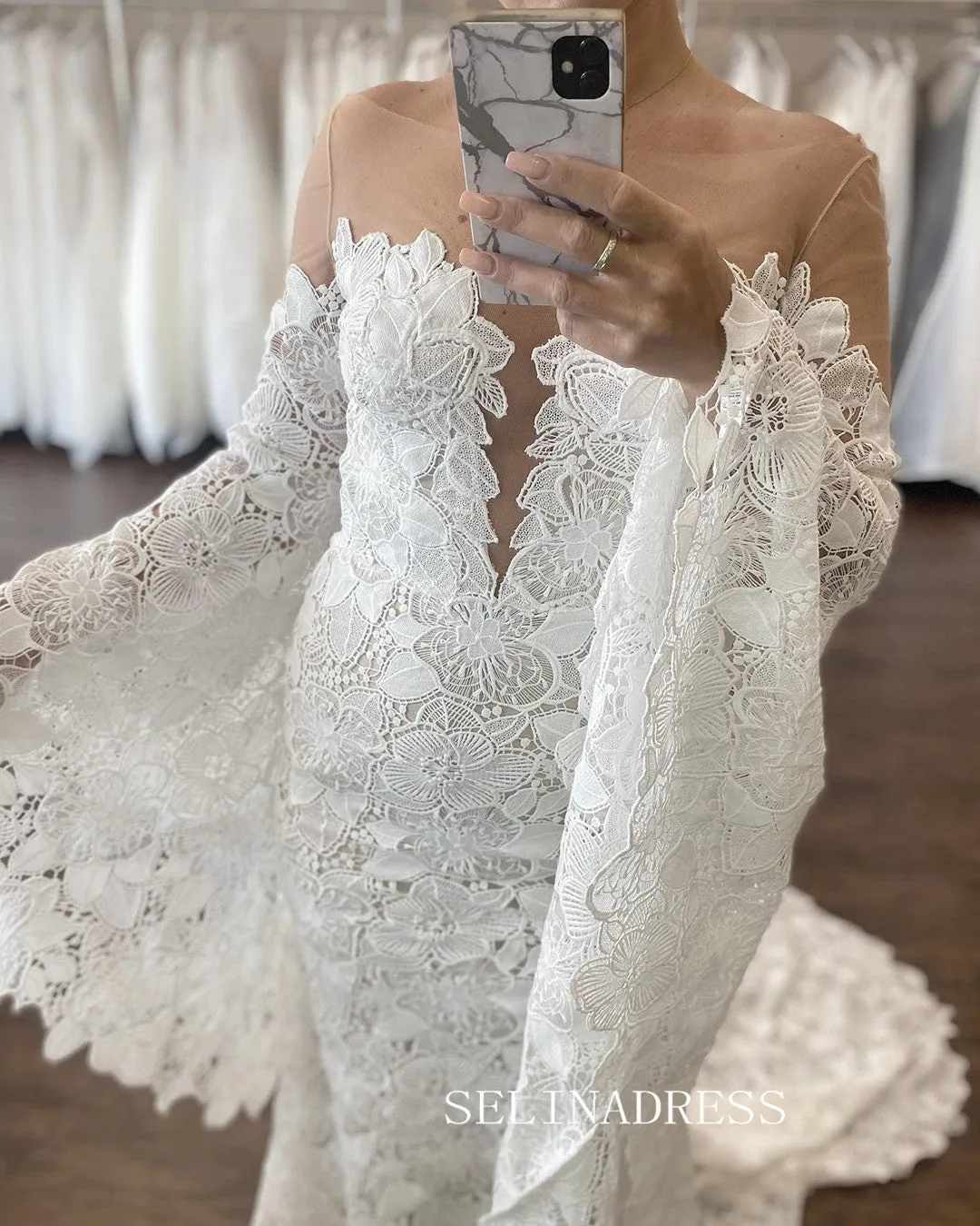 Vintage Mermaid Long Sleeve White Lace Wedding Dress With Sweep Train  EWR400